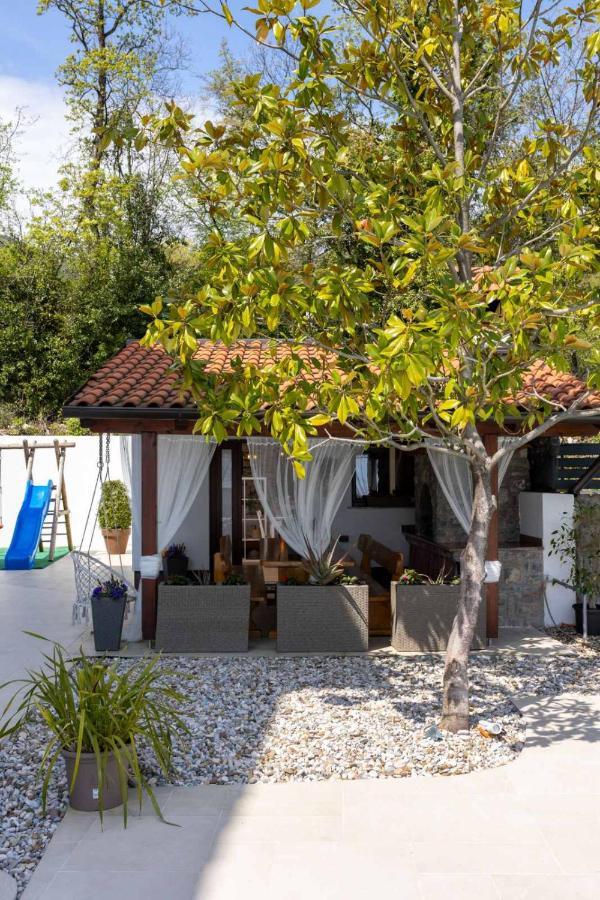Piccola Villa Adriatic With A Swimming Pool, Grill, Children Playground Opatija Ičići Buitenkant foto