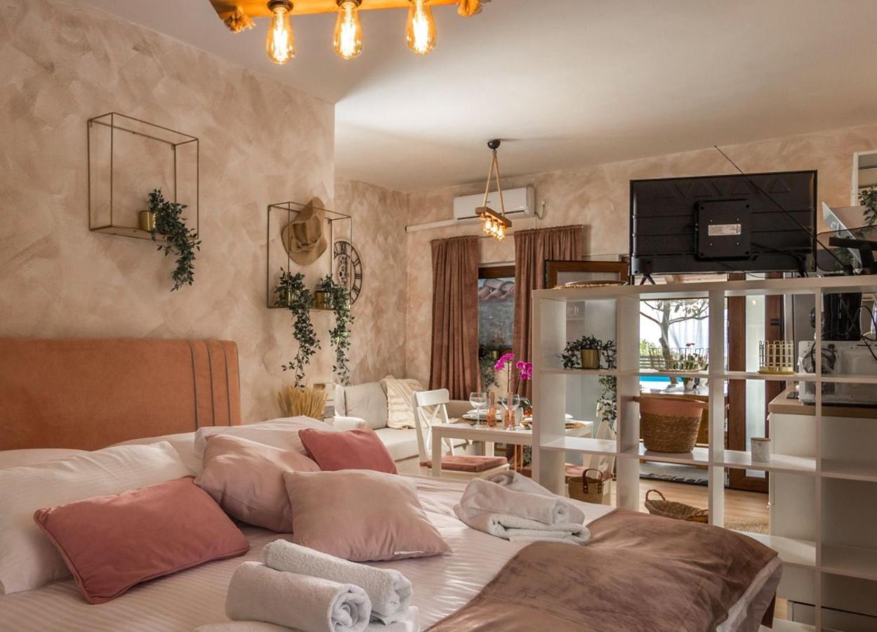 Piccola Villa Adriatic With A Swimming Pool, Grill, Children Playground Opatija Ičići Buitenkant foto